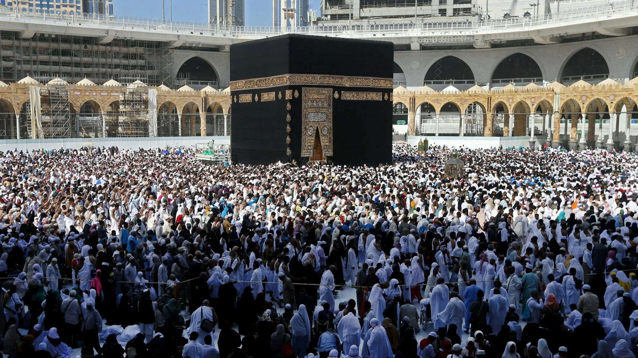Мекка молитва. Хаджи паломники Мекка. Саудовская Аравия паломничество Мекка. Хадж Мекка Медина. Мечеть Аль-харам Мекка.