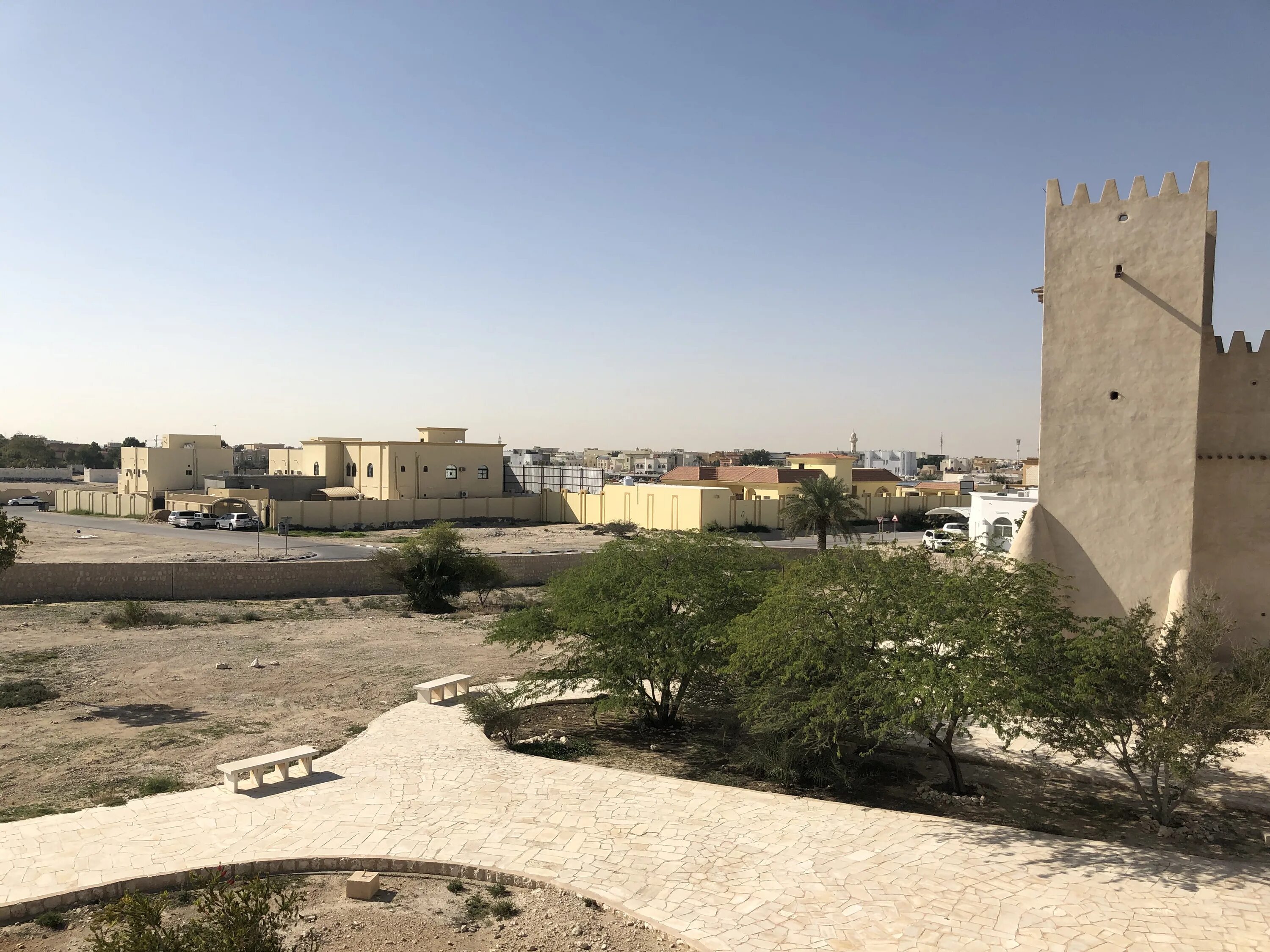 Умм салаль аль. Форт Умм-Салал-Мохаммед. Башня Барзан. Катар Умм-Салаль.