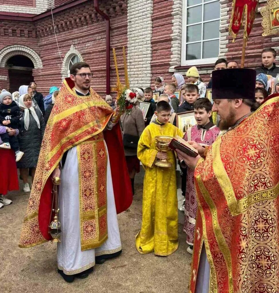 коноша коношский район архангельская. храм василия великого жлобин. храм с колоколами. храм василия великого жлобин. храм василия великого жлобин.
