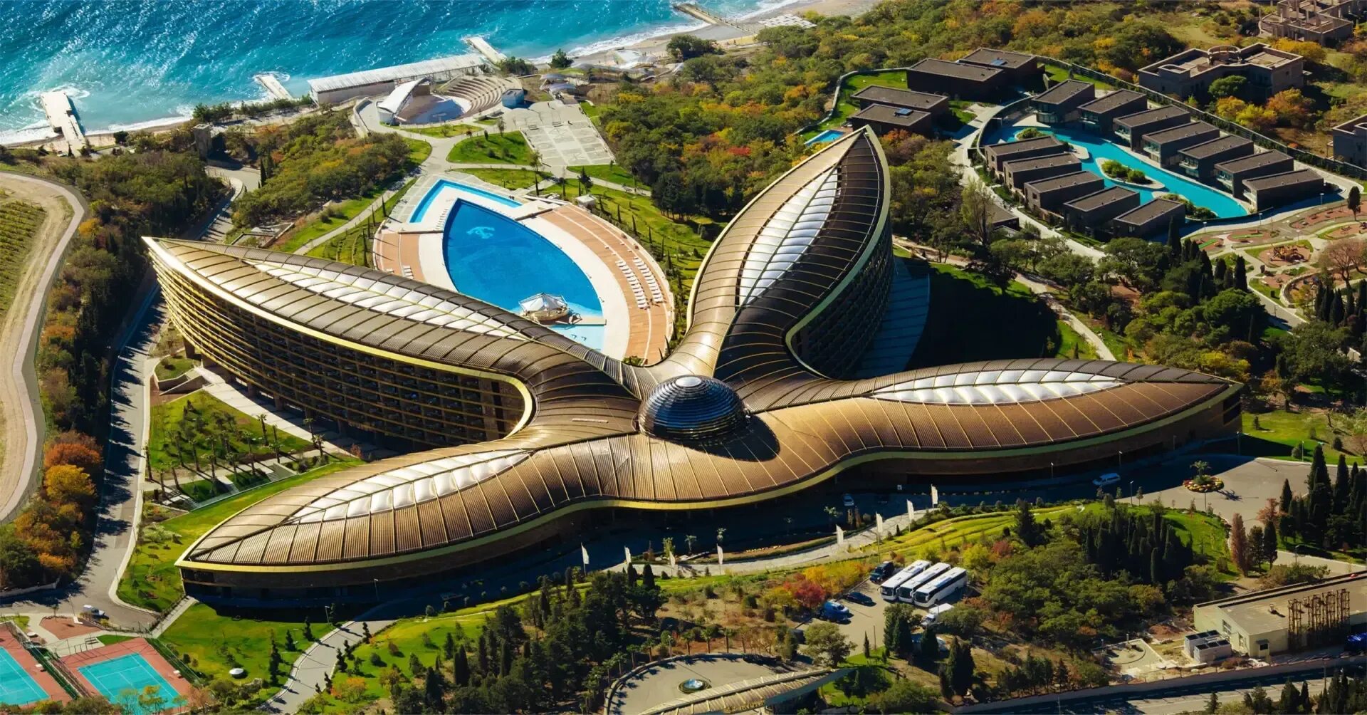 Крым санаторно Курортный комплекс Мрия. Гостиница Мрия в Ялте. Крым отель Mriya Resort Spa 5. Ялта Оползневое Мрия.