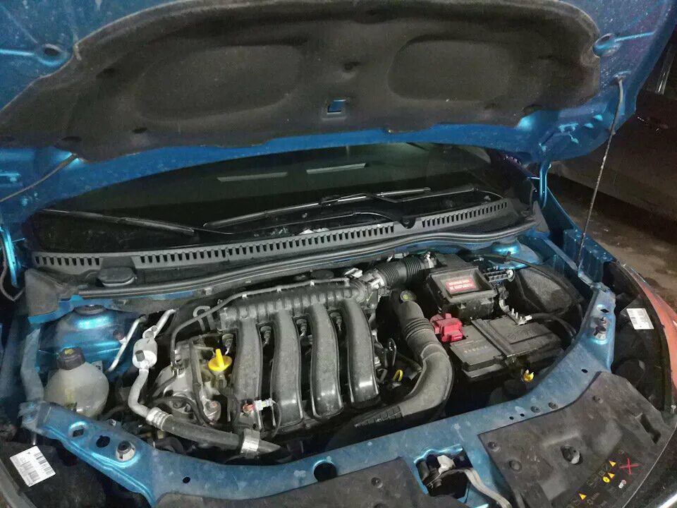 Датчик коленвала рено каптур. 6 h4m. Клапан картерных газов дастер 2. Renault captur клапан вентиляции картерных газов. Клапан рено каптур 1.