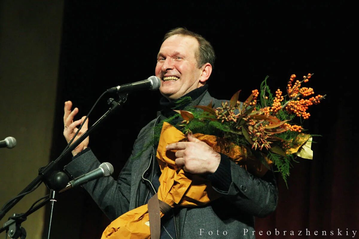 Онегин добронравов фото. Фёдор Добронравов. Артист фёдор Добронравов. Фёдор Добронравов фото. Фёдор Добронравов 2023.