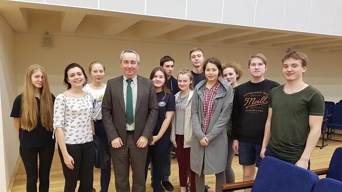 главное здание мгу, географический факультет. лысак географический факультет мгу. кафедра географии мгу. географический факультет мгу. сайт географического факультета мгу.