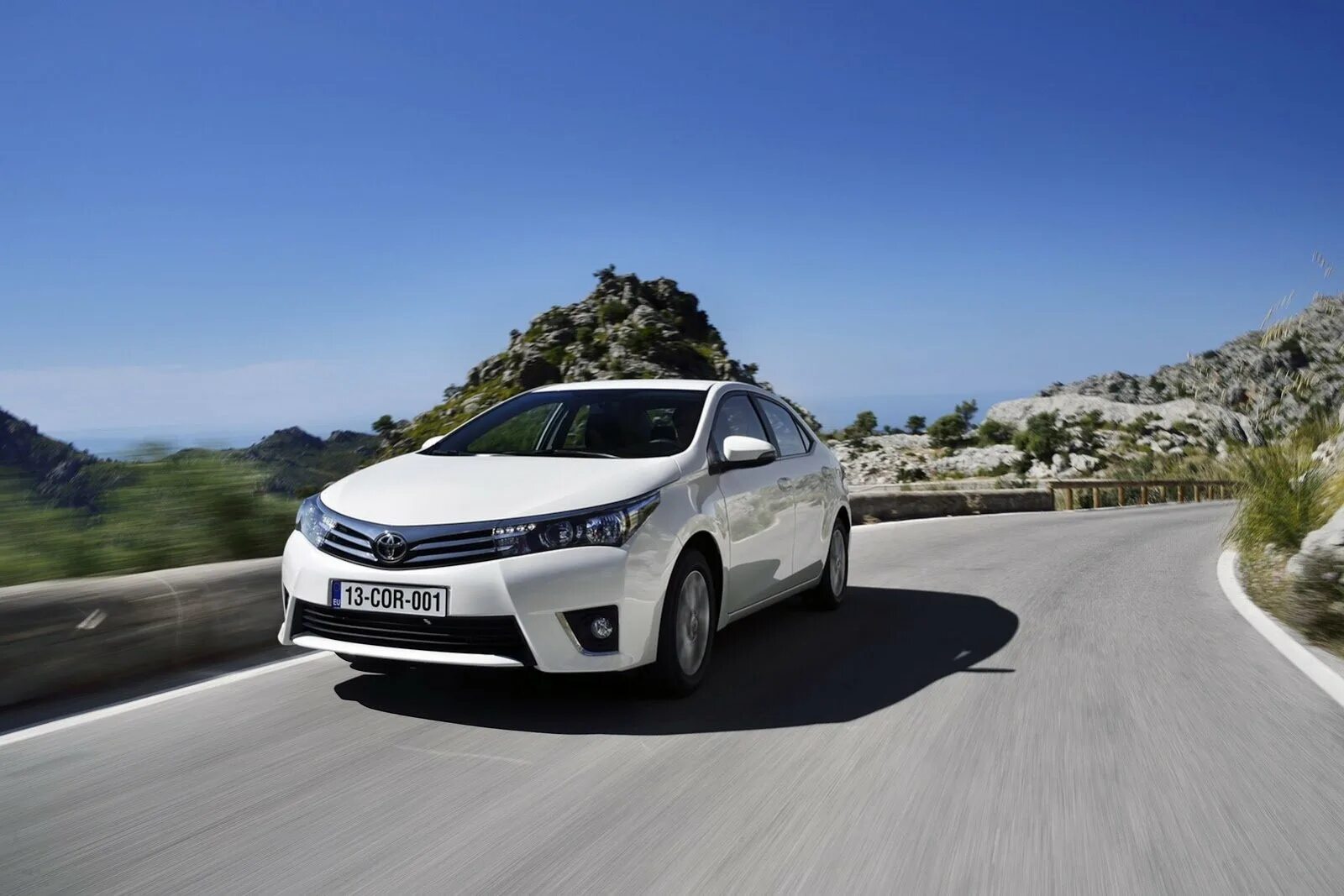 Королла фото. Тойота Королла 2013. Toyota Corolla 2013. Тойота Королла 2013 года. Королла 2014.