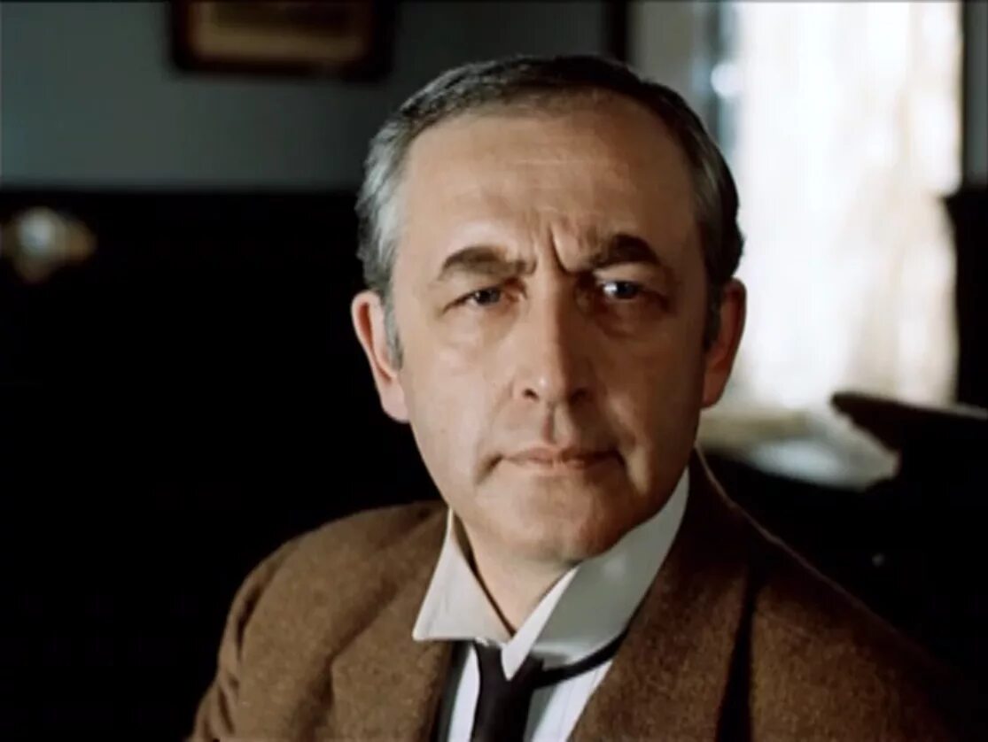 Шерлок холмс ливанов. Василий ливанов холмс. Василий ливанов. Василий ливанов и бенедикт камбербэтч. Василий ливанов актер шерлок.