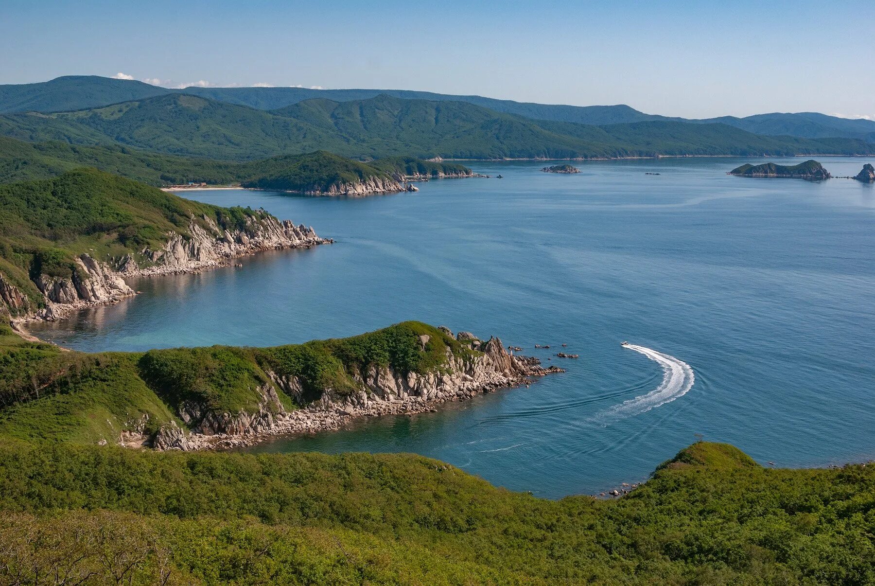 Самый дальний берег. Японское море Приморский край. Приморский край Дальневосток. Находка Дальний Восток Приморский край. Японское море Владивосток.