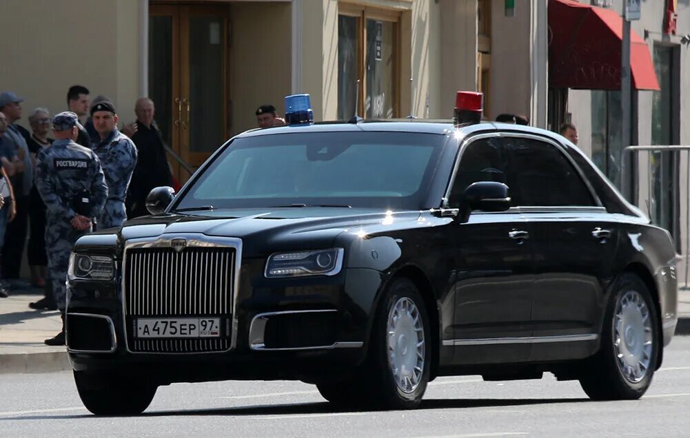 Информация об авто Mercedes-Benz S-Class с гос. номеру М120АН777