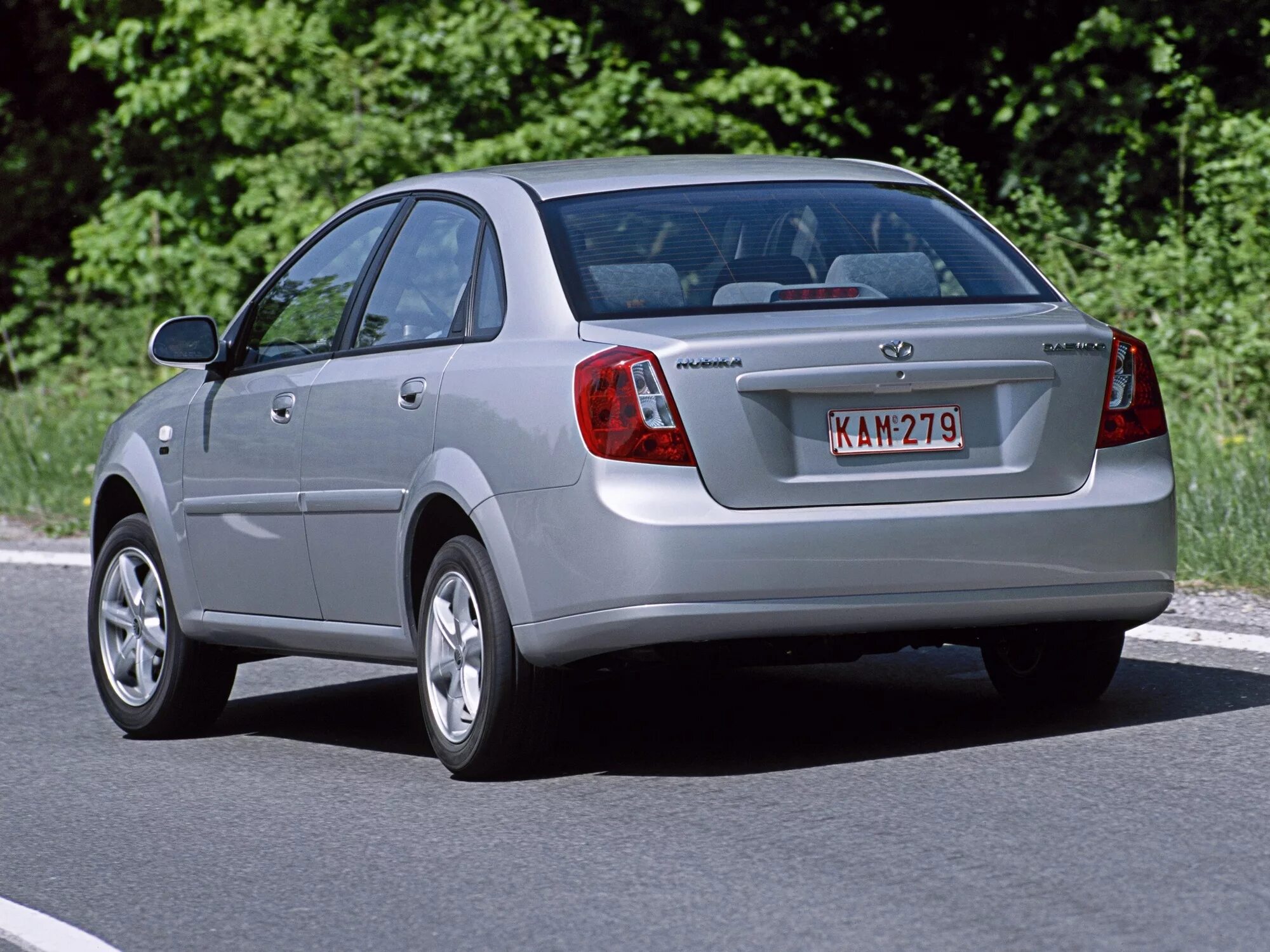 Daewoo kalos. Daewoo matiz 2. Daewoo matiz 2011 г. автомобиль дэу. Daewoo rezzo 2.