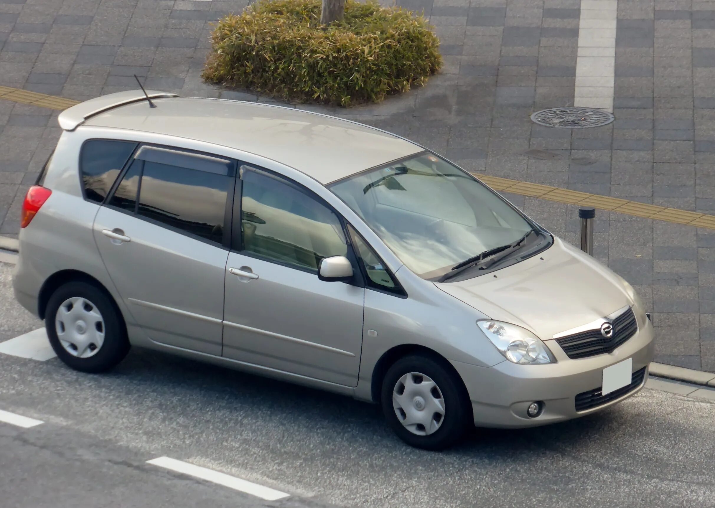 Toyota Corolla Spacio. Toyota Corolla Spacio e120. Тойота Спасио 2. Toyota Corolla Spacio 2008. Toyota spacio купить