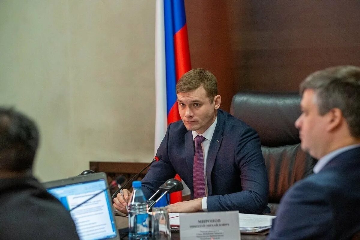 Дом правительства хакасии. Главе республики хакасия председателю правительства республики хакасия. Правительство губернатор хакасия. Главе республики хакасия председателю правительства республики хакасия. Главе республики хакасия председателю правительства республики хакасия.