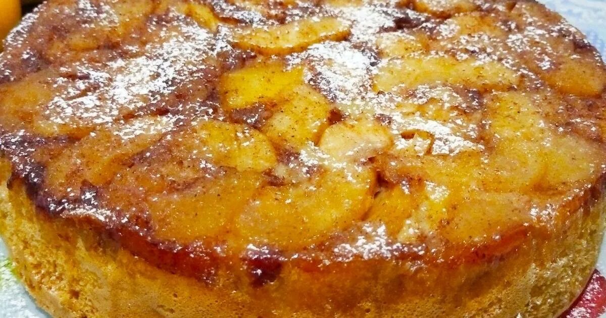 перевернутая шарлотка с карамелизированными яблоками. шарлотка бисквитная с карамелью. карамелизированный яблочный пирог. шарлотка с карамелизированными яблоками в духовке. шарлотка с карамелизированными яблоками в духовке.