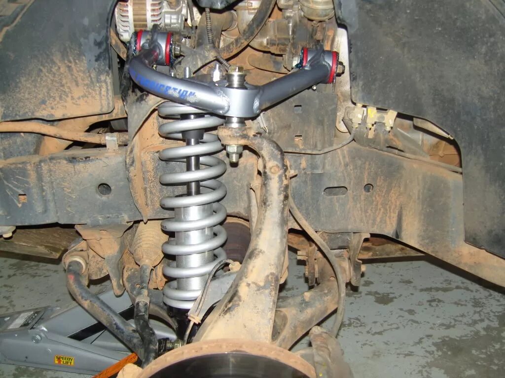 Передняя подвеска патфайндер. Подвеска nissan pathfinder r51. передняя подвеска ниссан навара д40. подвеска ниссан навара д40. передняя подвеска nissan pathfinder.