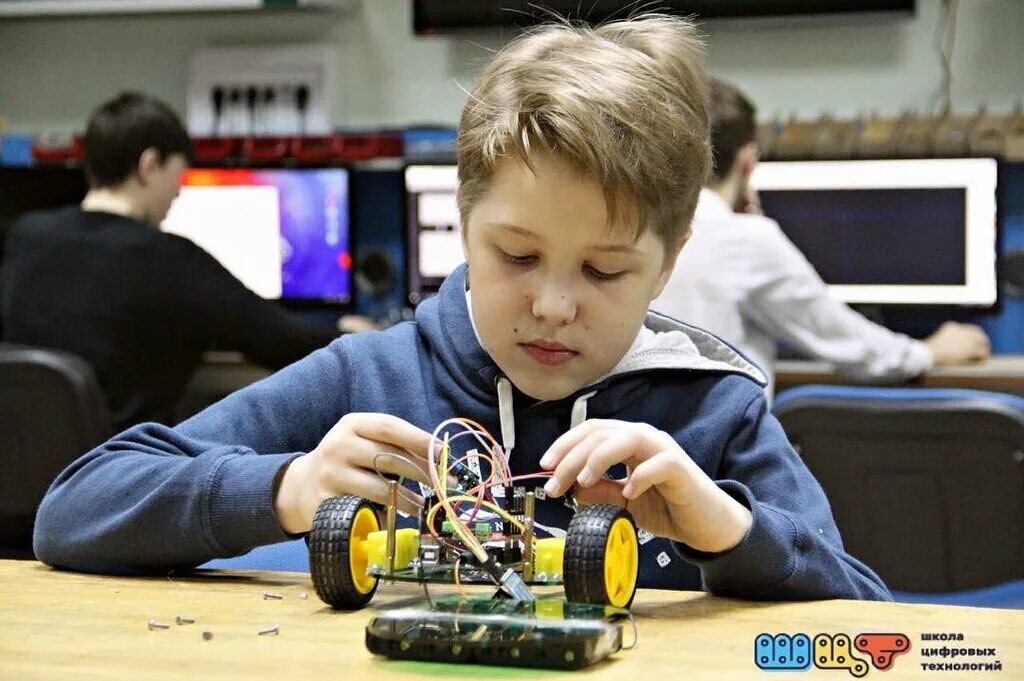 Робототехника в образовании. Доброшкола кабинет коррекционн. Дополнительное образование робототехника. Дополнительное образование робототехника. Робототехника в детском садуду.