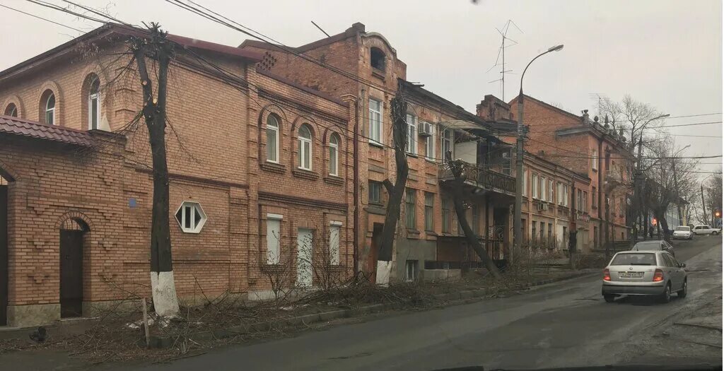 Владикавказ ул горького 3. Улица максима горького 14. Максима горького дом 14 владикавказ. Горького 40 владикавказ. Улица горького владикавказ.