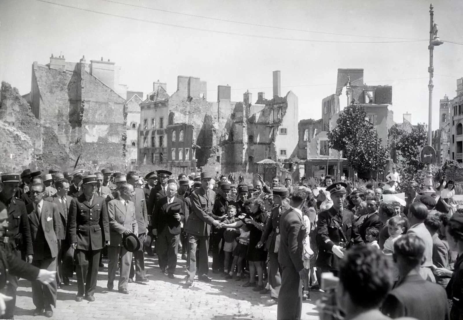 Франция после войны 1941-1945. Германия после второй мировой войны. Германия в 1945 после второй мировой войны.