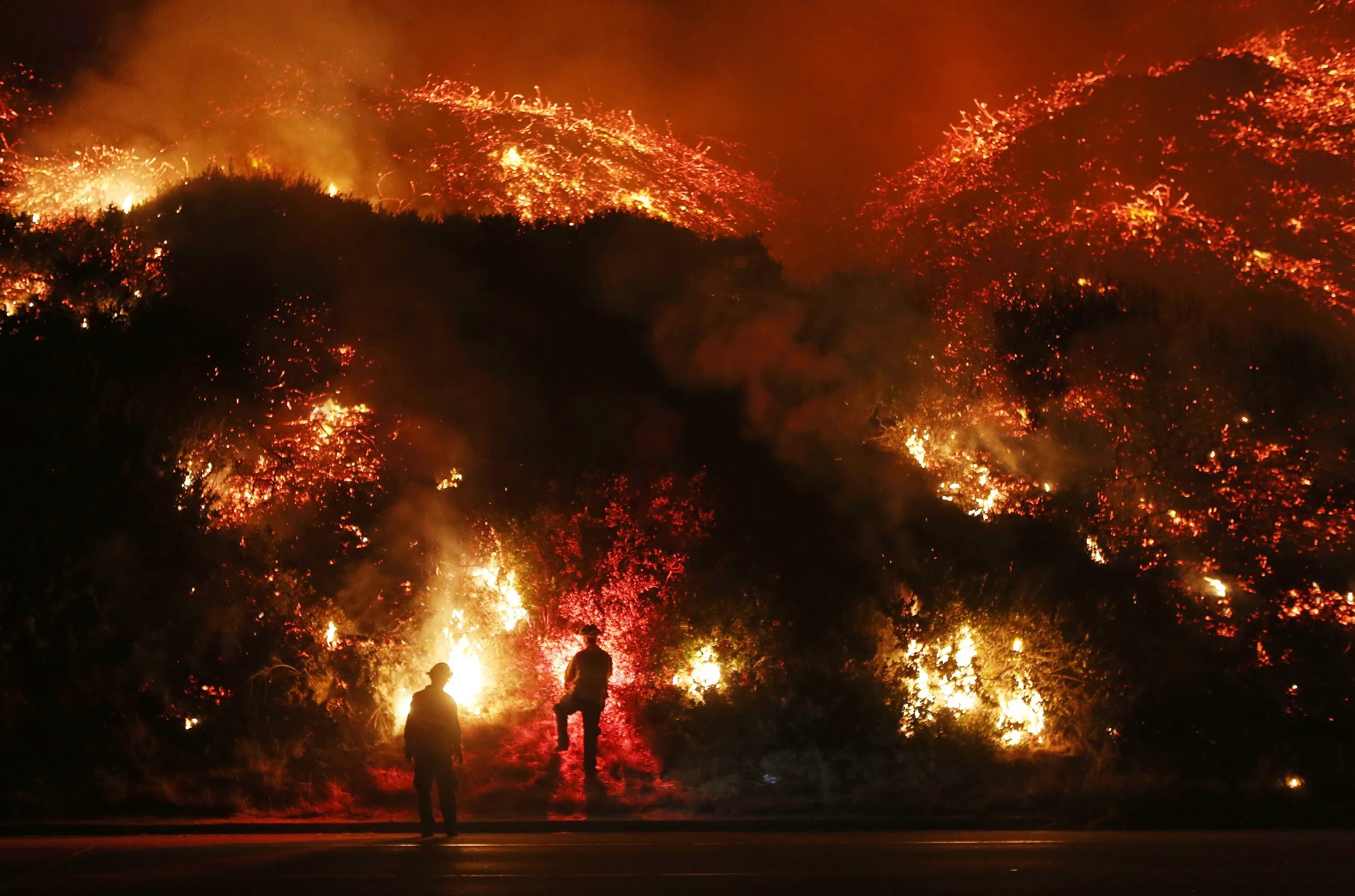 Горло горит огнем. Лос-Анджелес в огне (2017). Пожары в Калифорнии (2018). Горящий Лос Анджелес. Калифорнийский пожар 2018.