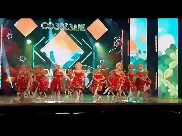 Калинка малинка ягоды. Kalinka малинка. Калинка выступление. Калинка малинка курган концерт. Калинка танец.