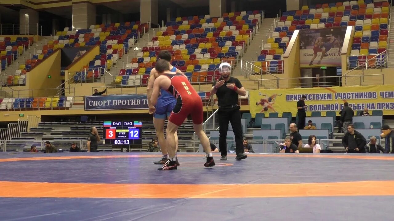 Хасавюрт видео. Хасавюрт видео. Хасавюрт дагестан рынок. Магомед умаров хасавюрт. Митинг врачей хасавюрта.