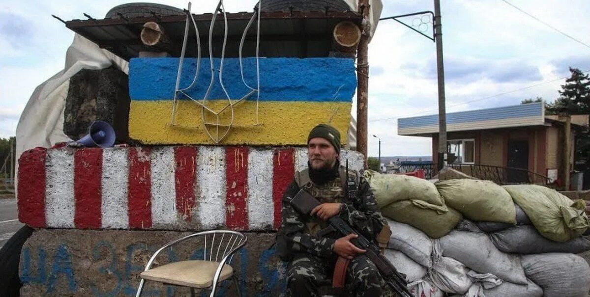 Случаи нападения на россию. Украинская армия 2021 в Донбассе. Русские нападают на Украину. Блокпост НАТО Украина.