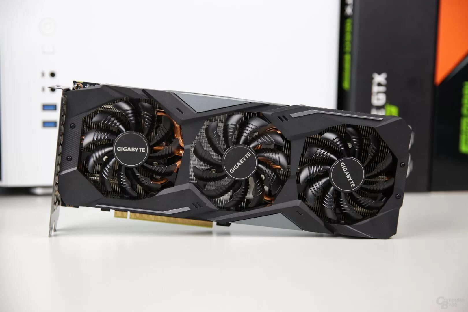 NVIDIA GEFORCE GTX 1660 super. Видеокарта 1660 super Gigabyte. Gigabyte GTX 1660 super OC. GTX 1660 super Gigabyte 3 вентилятора. Видеокарта 1660 super игры