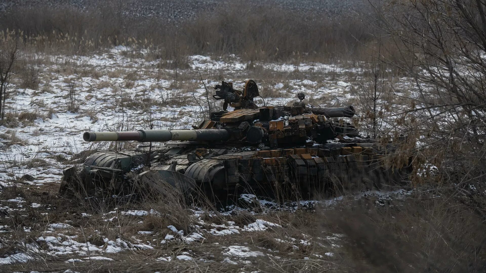 Т-64бв Украина. Уничтоженные танки вс РФ на Украине 2022. Украина подбитый танк т80.
