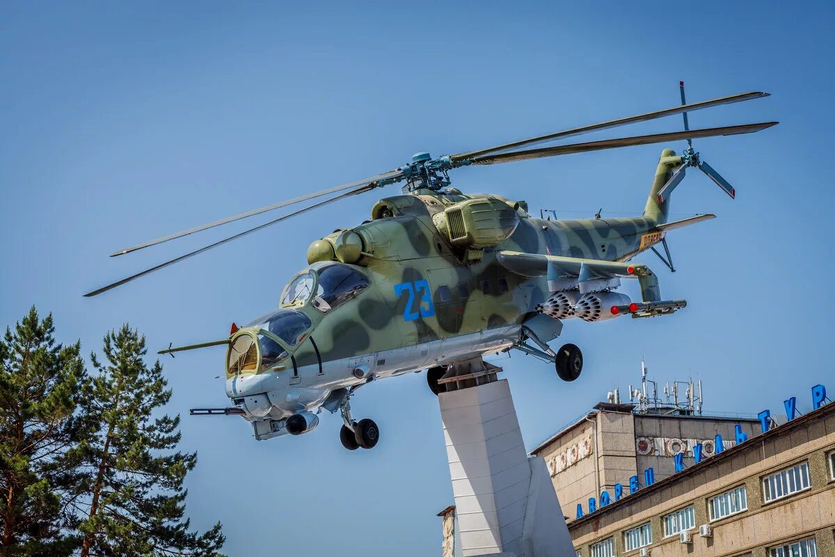 ка-52 арсеньев. арсеньев памятник ми 24. вертолёт чёрная акула арсеньев. арсеньев памятник вертолету ка 50. город арсеньев завод прогресс.