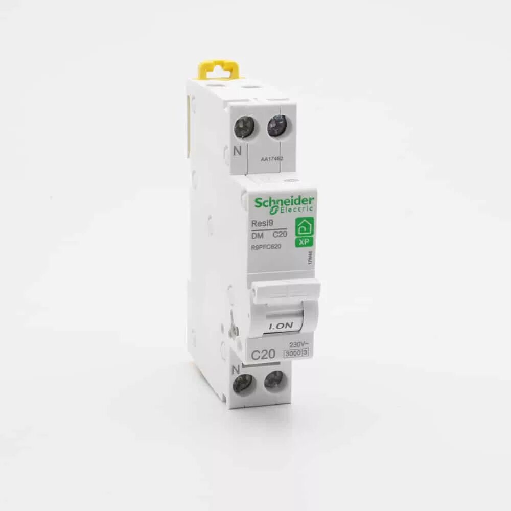 Автоматический выключатель Schneider Electric resi9. Диф Шнайдер 25а resi9 RCCB. Schneider Electric easy9 c20 автомат. Шнайдер Electric resi9.