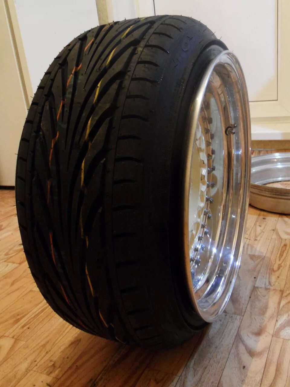 195 50 16 купить. Toyo PROXES t1r. Toyo PROXES t1r 225/40r18 Mitsubishi. Toyo PROXES t1r 225 60 r17. Toyo t1r 205/50/16.