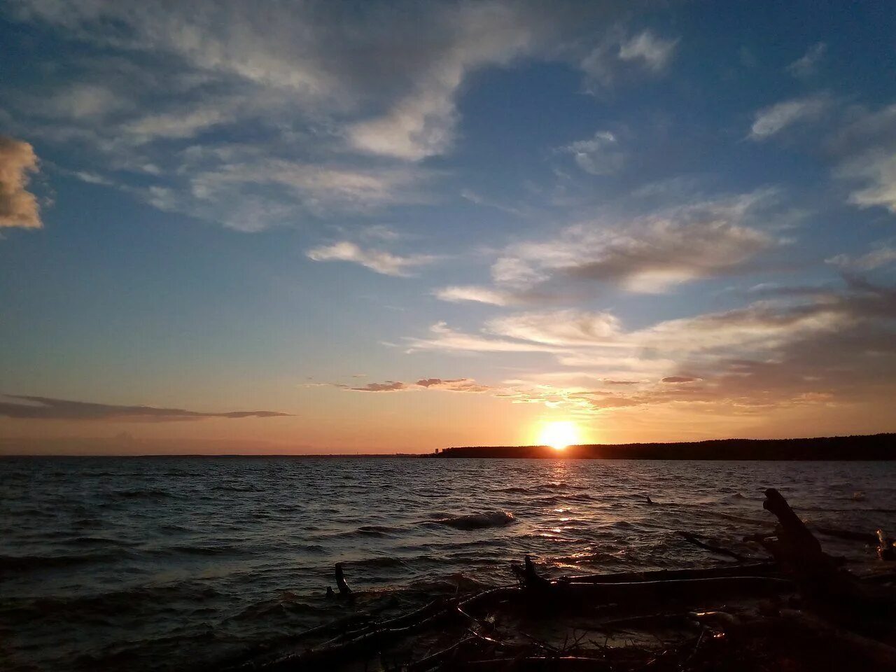 Обское водохранилище. Новосибирск обское море набережная. Обь обское море фото. Обское море новосибирск. Погода обское море новосибирск.