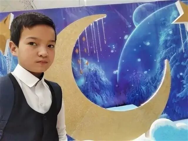 Элдос сколько лет