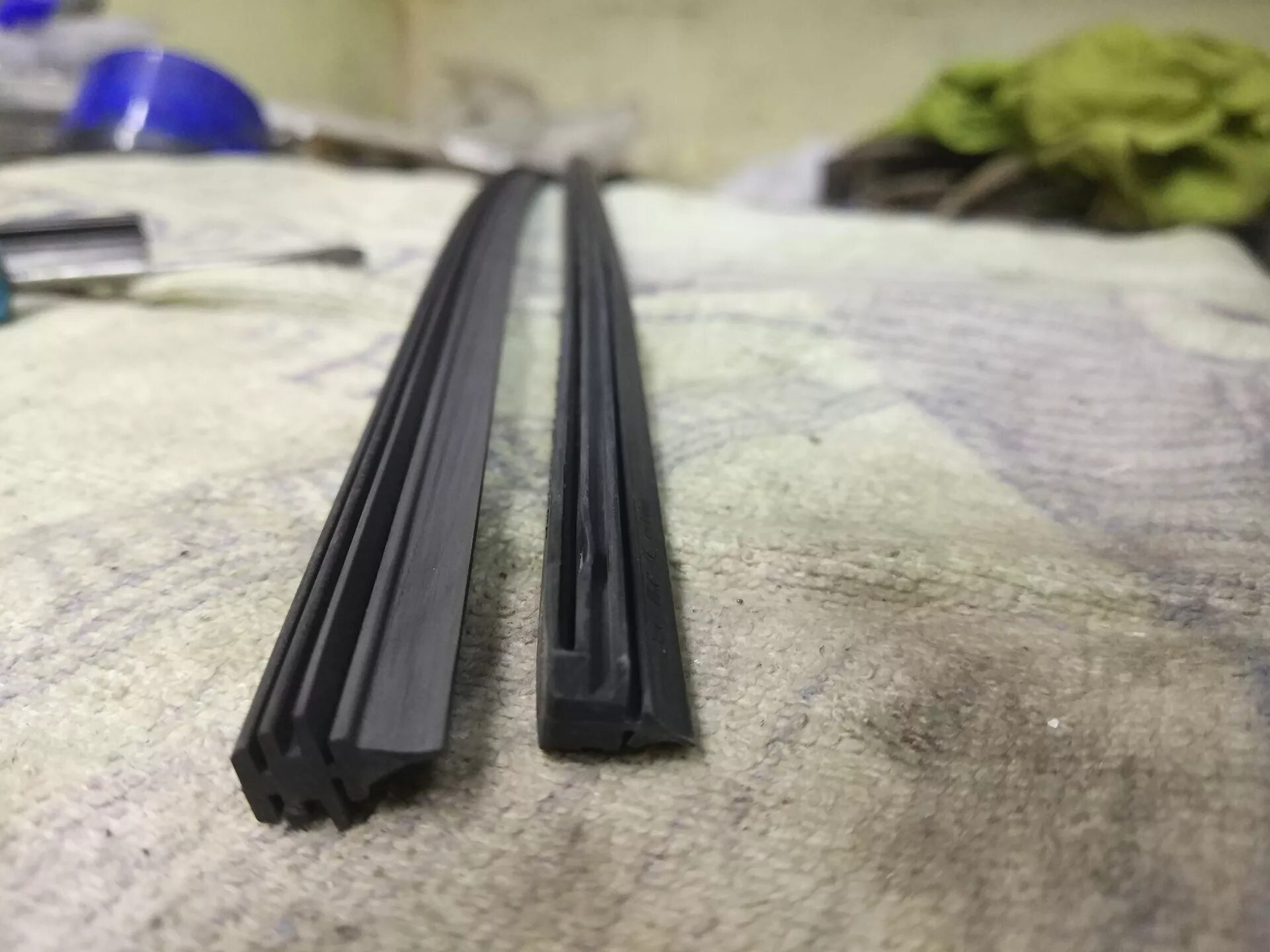 Резинка стеклоочистителя 700мм тойота. Резинки стеклоочистителя 750 мм bosch aerotwin. Резинка стеклоочистителя [700 mm]. Резинки на дворники бош. Bosch 3397033324.