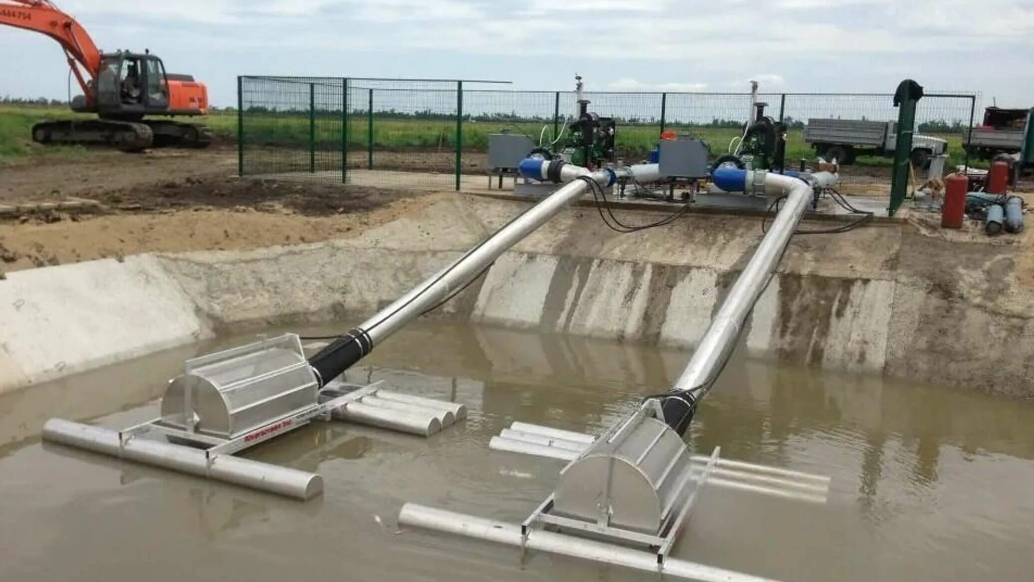 Сооружение для забора воды. Водоприемники и водозаборные сооружения. Сифонный водозабор хвостохранилище. Зумпф скважины это. Рыбозащитное сооружение водозабора.