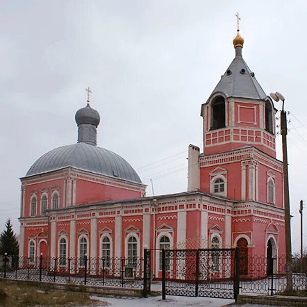 Храм всех святых карачев. Карачев брянская. Карачево брянская область. Краеведческий музей карачев. Карачев брянская.