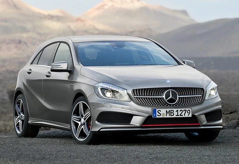 Mercedes a-klasse 2002. Мерседес бенц с 180 2015. Мерседес w 176. Мерседес w 176. W176 mercedes.