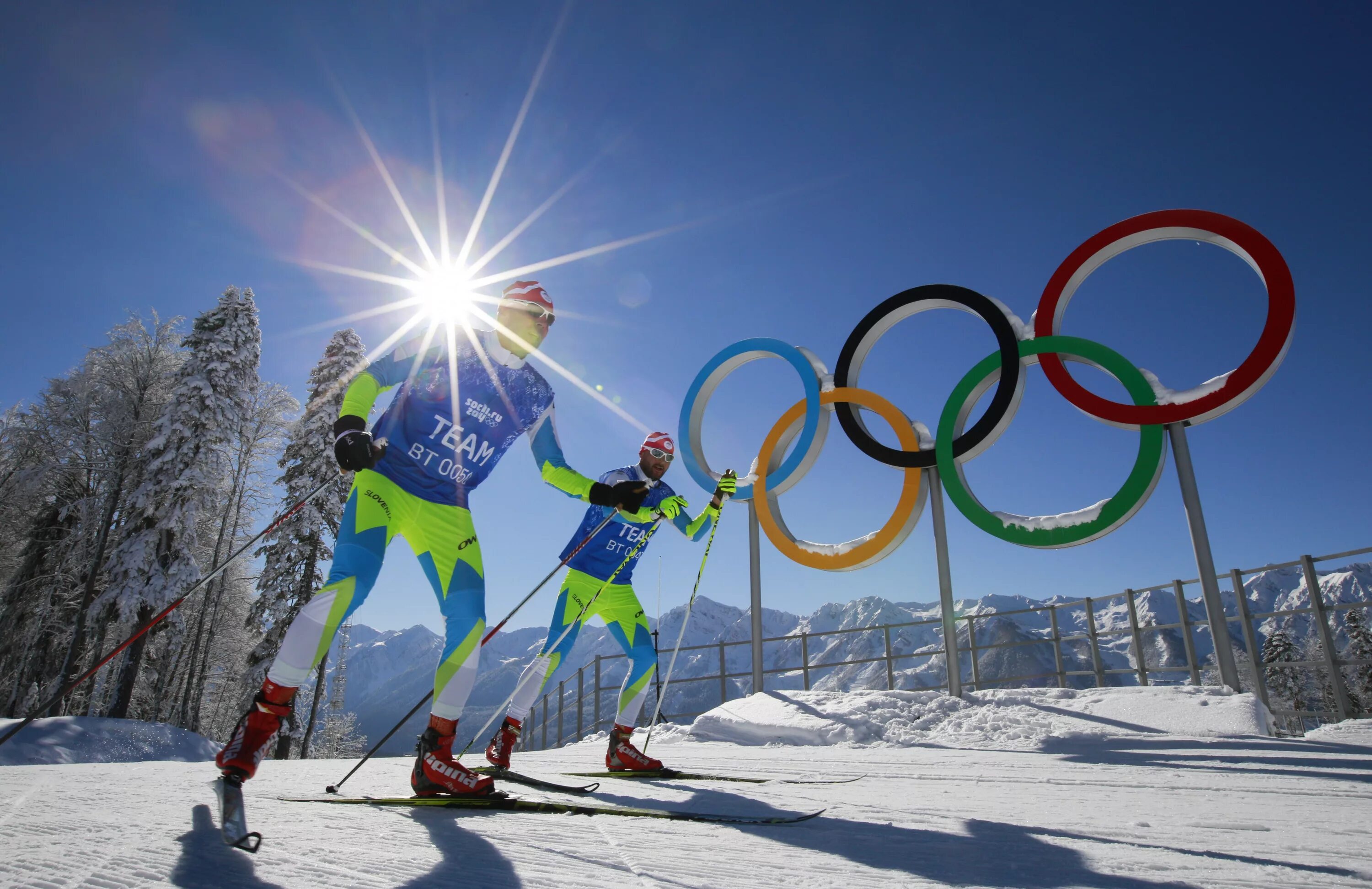 Олимпийские игры с самого начала. Олимпийские игры в Сочи 2014. Sochi 2014 Winter Olympics игра. Зимние Олимпийские игры 2014 красная Поляна. Красная Поляна Олимпийские игры.