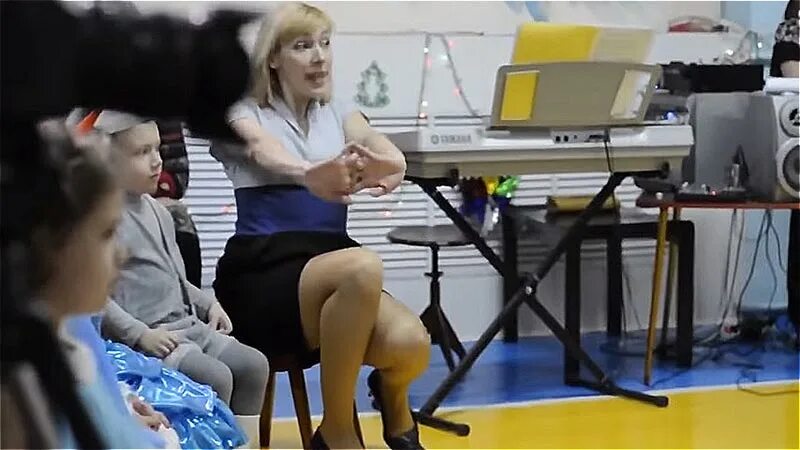 сын воспитательницы. воспитательница избила ребенка. бьют детей в детском саду. издевались над детьми в детском саду. избиение ребенка в детском саду.