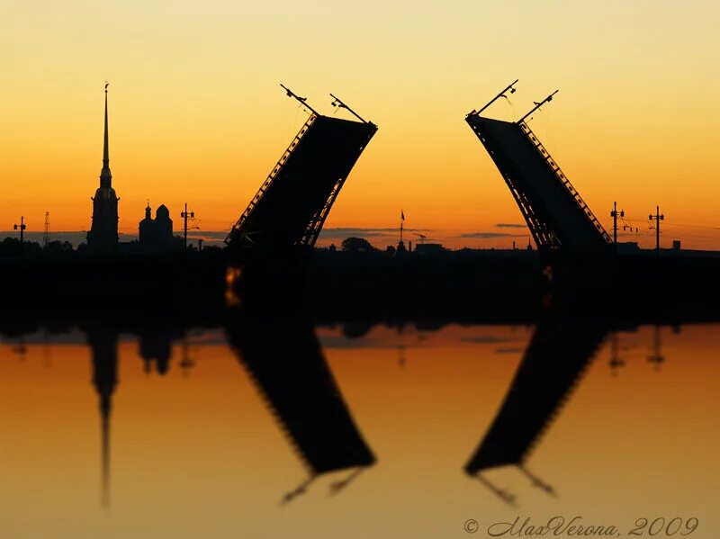 питер разводной мост петропавловская крепость. силуэт дворцовый мост адмиралтейства санкт-петербурга. профиль петербурга. силуэт города санкт-петербург петропавловская крепость. петербург силуэты города.