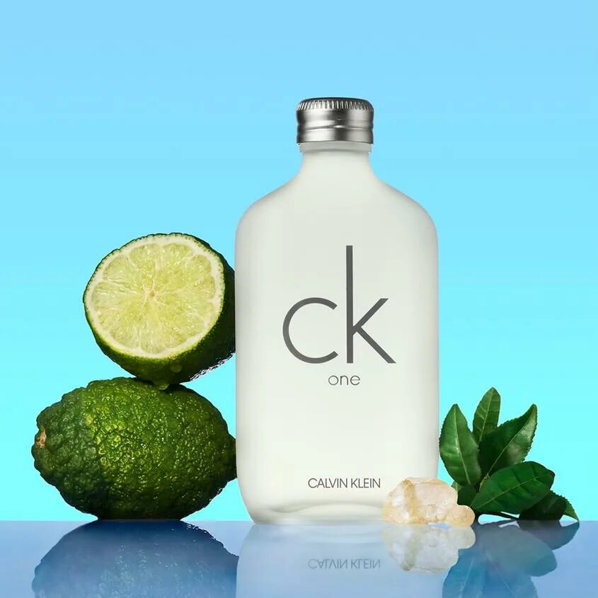 Ck one купить. Calvin Klein "CK one" 100 ml. Calvin Klein CK one 200ml. Calvin Klein one 50 ml. Кельвин Кляйн духи унисекс one.