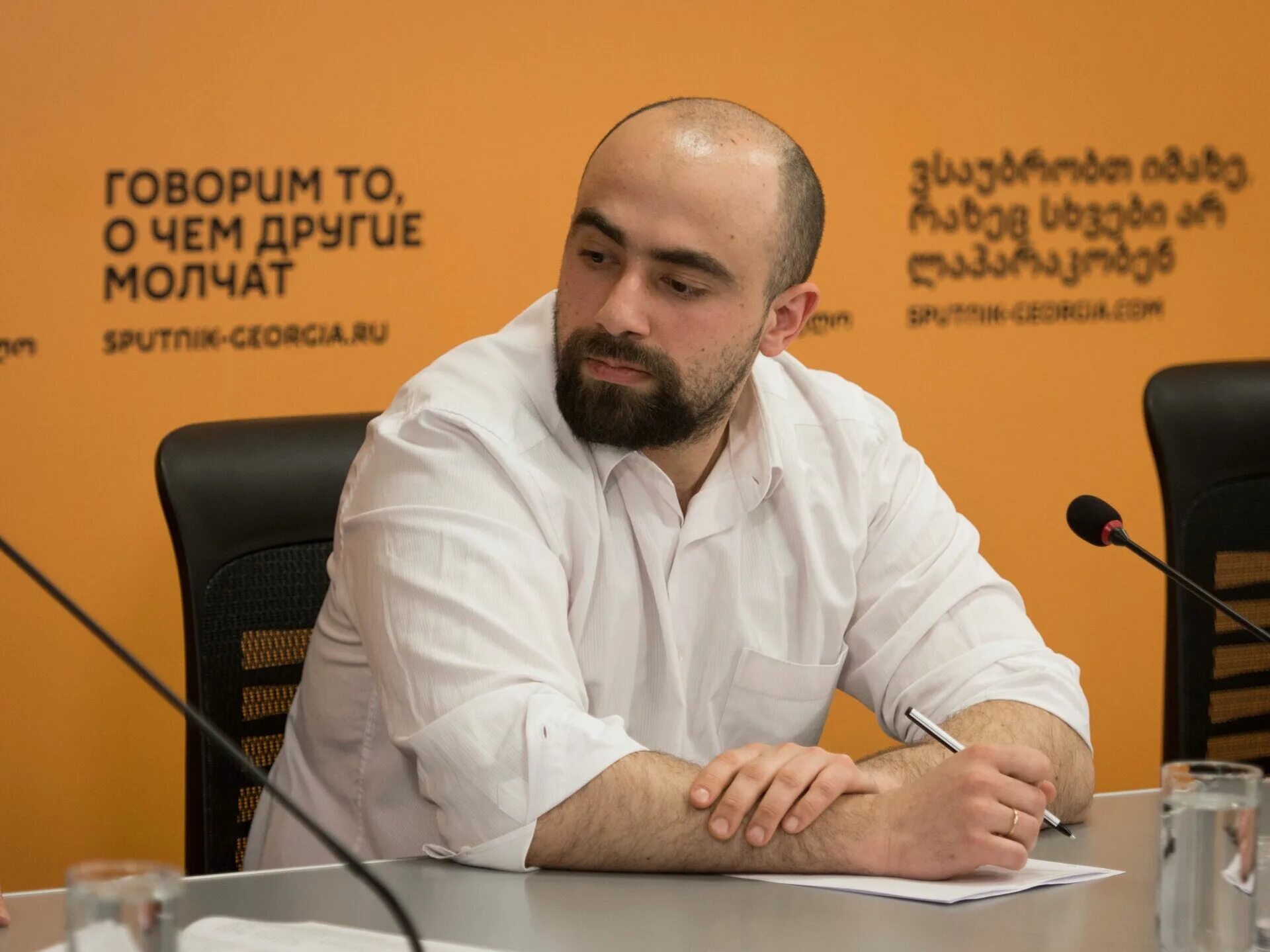 Политолог о грузии. Рцхиладзе гулбаат викторович. Политолог о грузии. Политолог грузинского происхождения. Политолог о грузии.