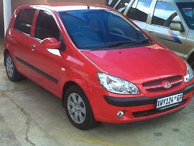 Хендай гетц где номера. Гетц 1.4. Гетц 14 автомат. Двухцветный Hyundai Getz. Hyundai Getz кабриолет.