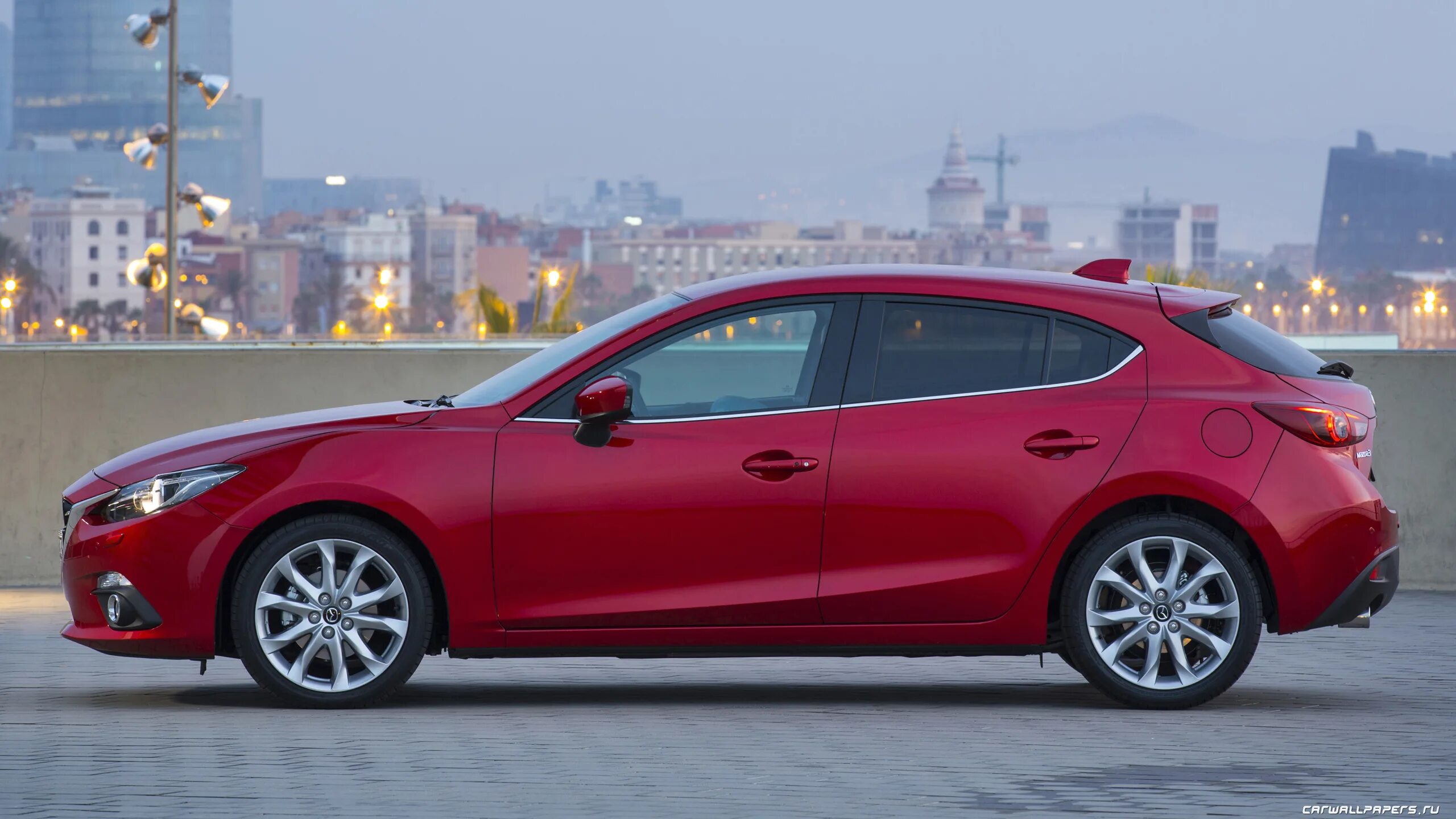 5. мазда низкая спортивная. мазда 3 15 года. Mazda mazda3. мазда 3 14 года хэтчбек.