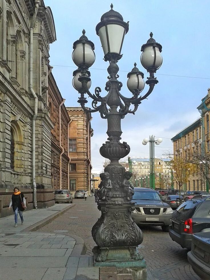 Фонари на исаакиевской площади. Фонари в ленинграде. Питерские фонари. Питерские фонари. Уличные фонари с 5g.