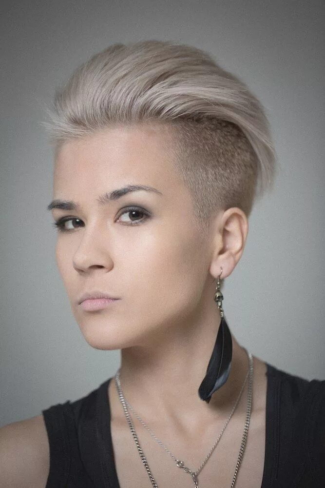 Женский полубокс стрижка фото Lisa Cimorelli Short Hairstyles 6 Fashion and Women Super short hair, Very sho