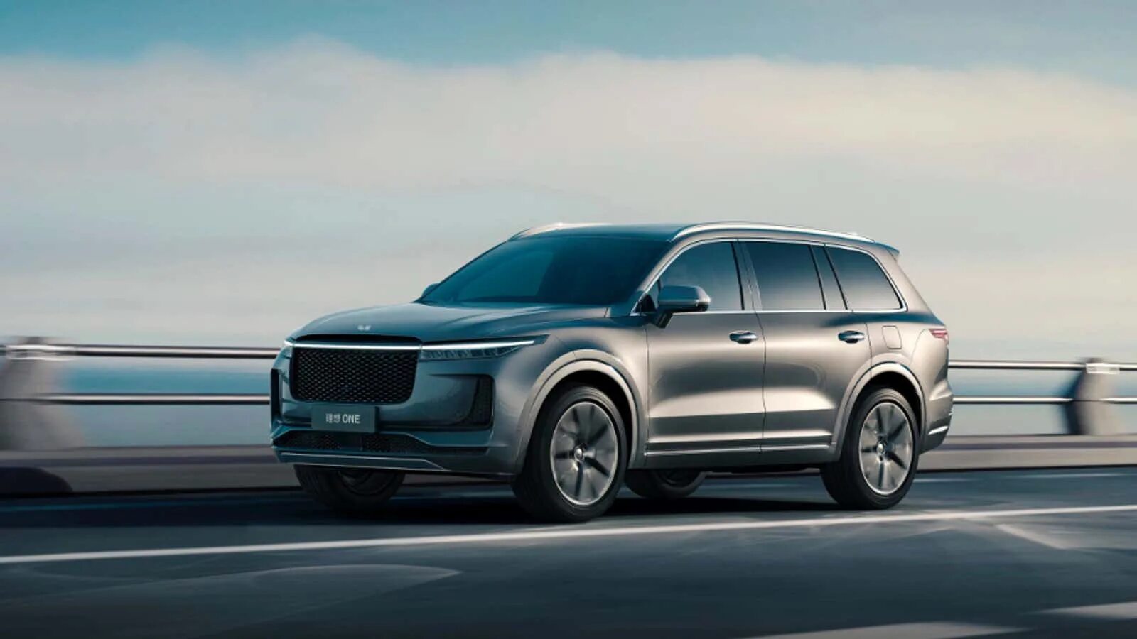 Ли 1 автомобиль цена. Li one 2021. Li one SUV 2021. Li one 2022. Li one 2022 li9.