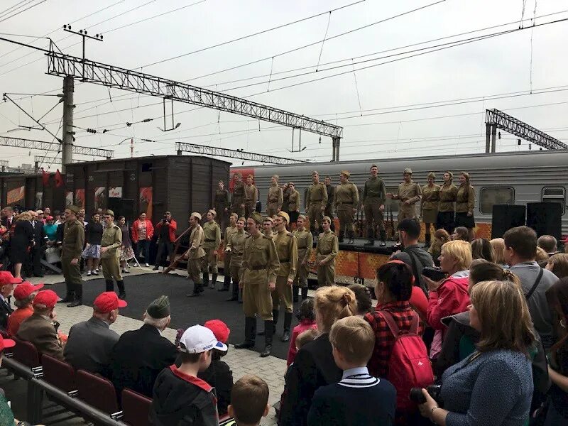 Поезд победы волгоград 2024. Поезд Победы Новороссийск. Ретро поезд победа. Поезд Победы Краснодар. Поезд Краснодар ретро.