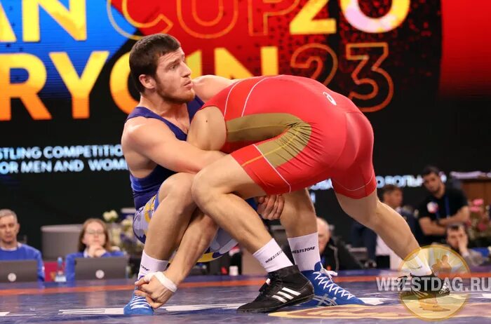 Мамедов борец. Даурен куруглиев борец. United world wrestling свк. United world wrestling футболка. Мамедов вольная борьба.