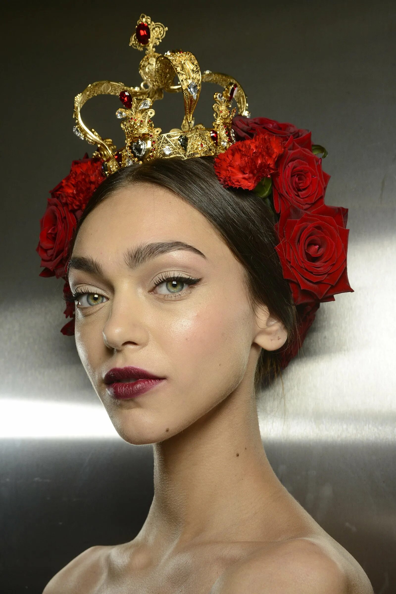 Косметика дольче габбана фото. Dolce gabbana beauty. Косметика d&g. Макияж дольче габбана. Макияж в стиле дольче габбана.