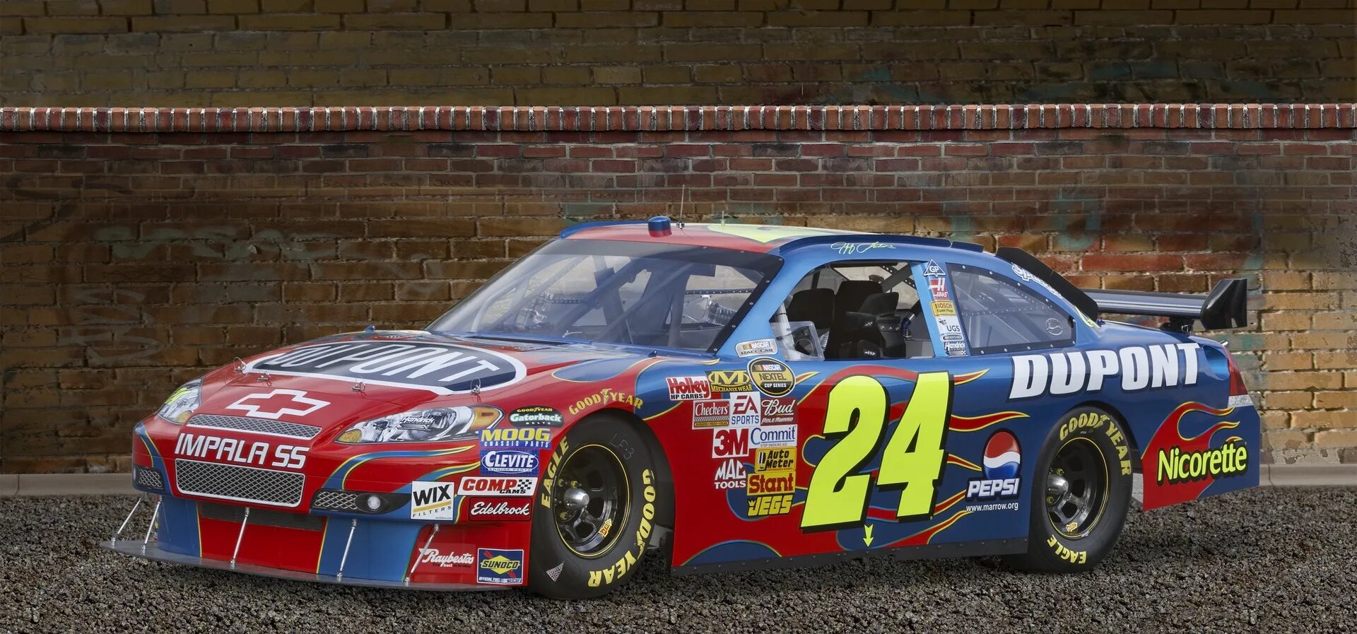 Dodge avenger nascar. Наскар. Митсубиси наскар. Dodge charger nascar. Машины наскар 2006.