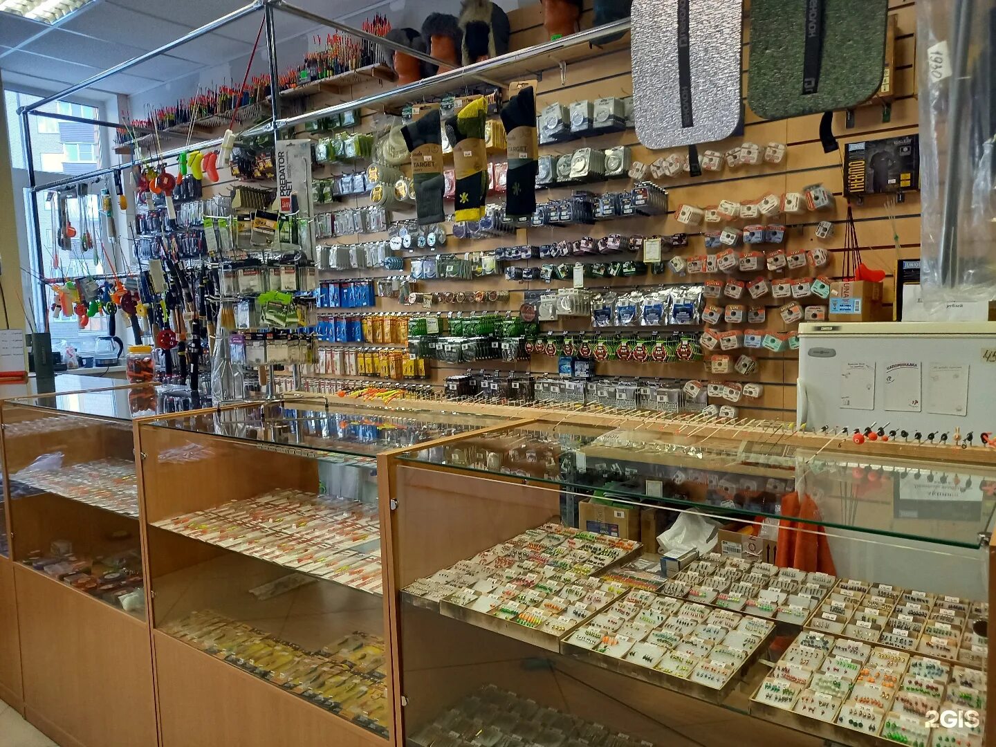 магазин драйв псков ижорского батальона. интернет магазин охотник. рыболовный магазин в ленинградской. рыболовный магазин псков. автомагазин в здание ашана на орджоникидзе тверь.