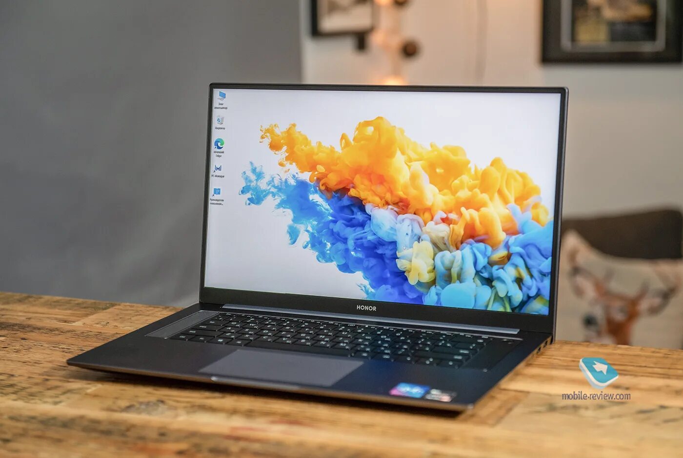 Ноутбук honor magicbook 15. Honor magicbook pro игры. Реклама ноутбука хонор. Honor magicbook pro игры. Honor magicbook pro.